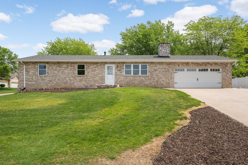 Photo of 18774 Jordan Trail, Lakeville, MN 55044 (MLS # 7075928)