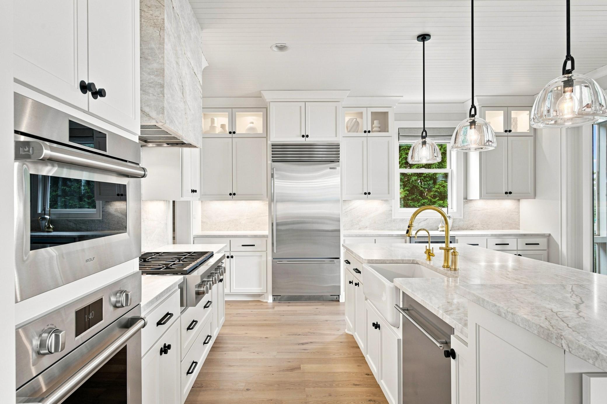 2412 Lafayette Road