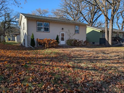 Photo of 1537 12th Avenue SE, Saint Cloud, MN 56304 (MLS # 6803128)