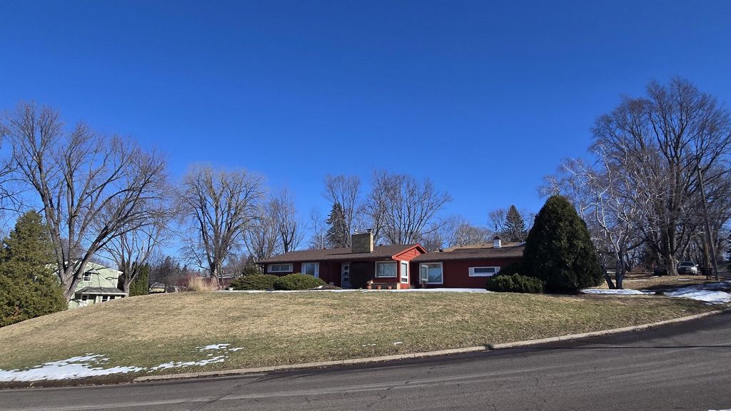 Photo of 1764 Maryknoll Avenue, Maplewood, MN 55109 (MLS # 7020954)