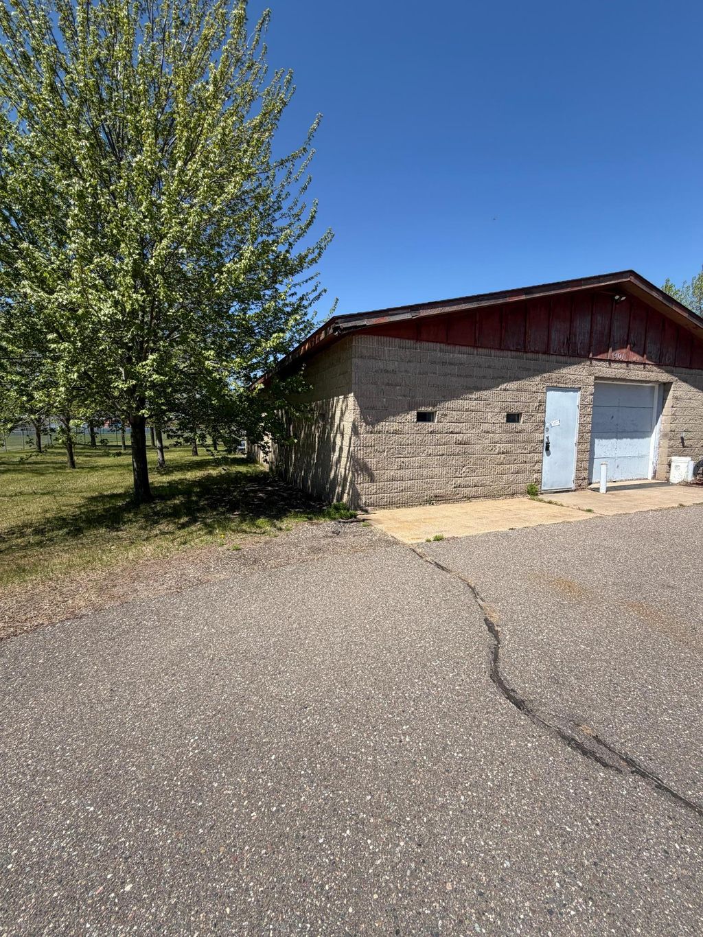 Photo of 901 County Road 43 NW, Big Lake, MN 55309 (MLS # 7075892)