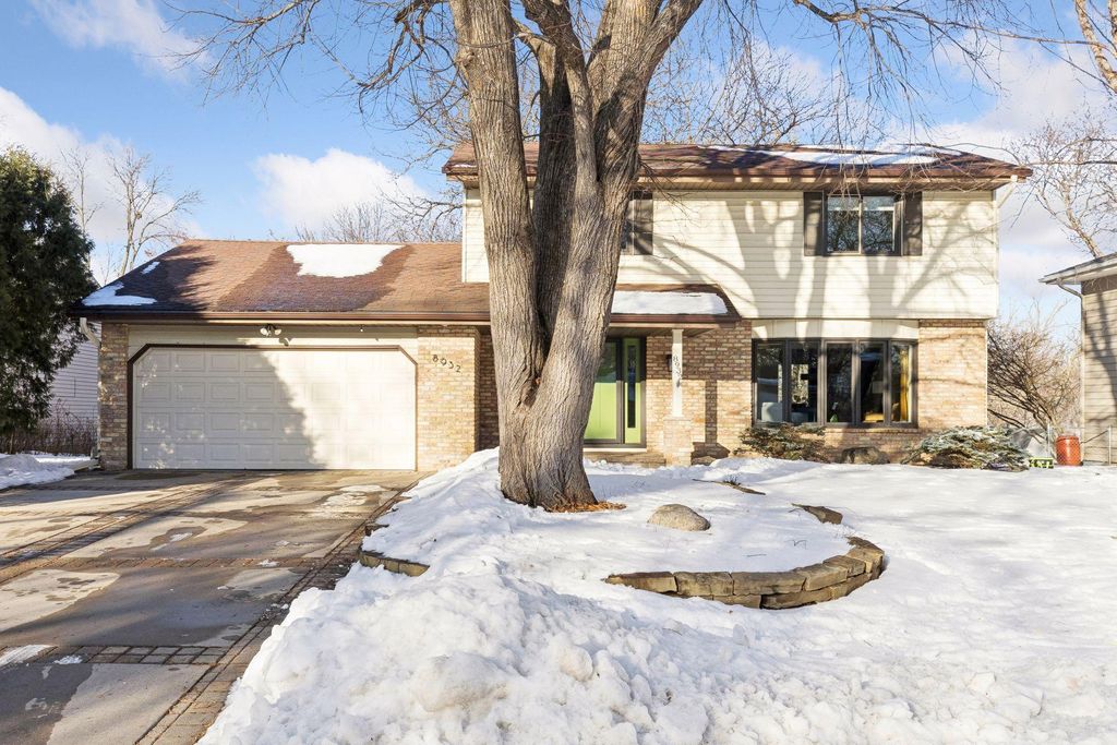 Photo of 8932 66th Avenue N, Brooklyn Park, MN 55428 (MLS # 6768738)