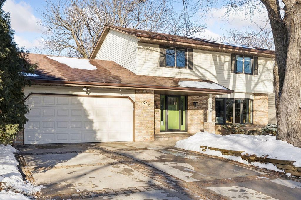 Photo of 8932 66th Avenue N, Brooklyn Park, MN 55428 (MLS # 6768738)