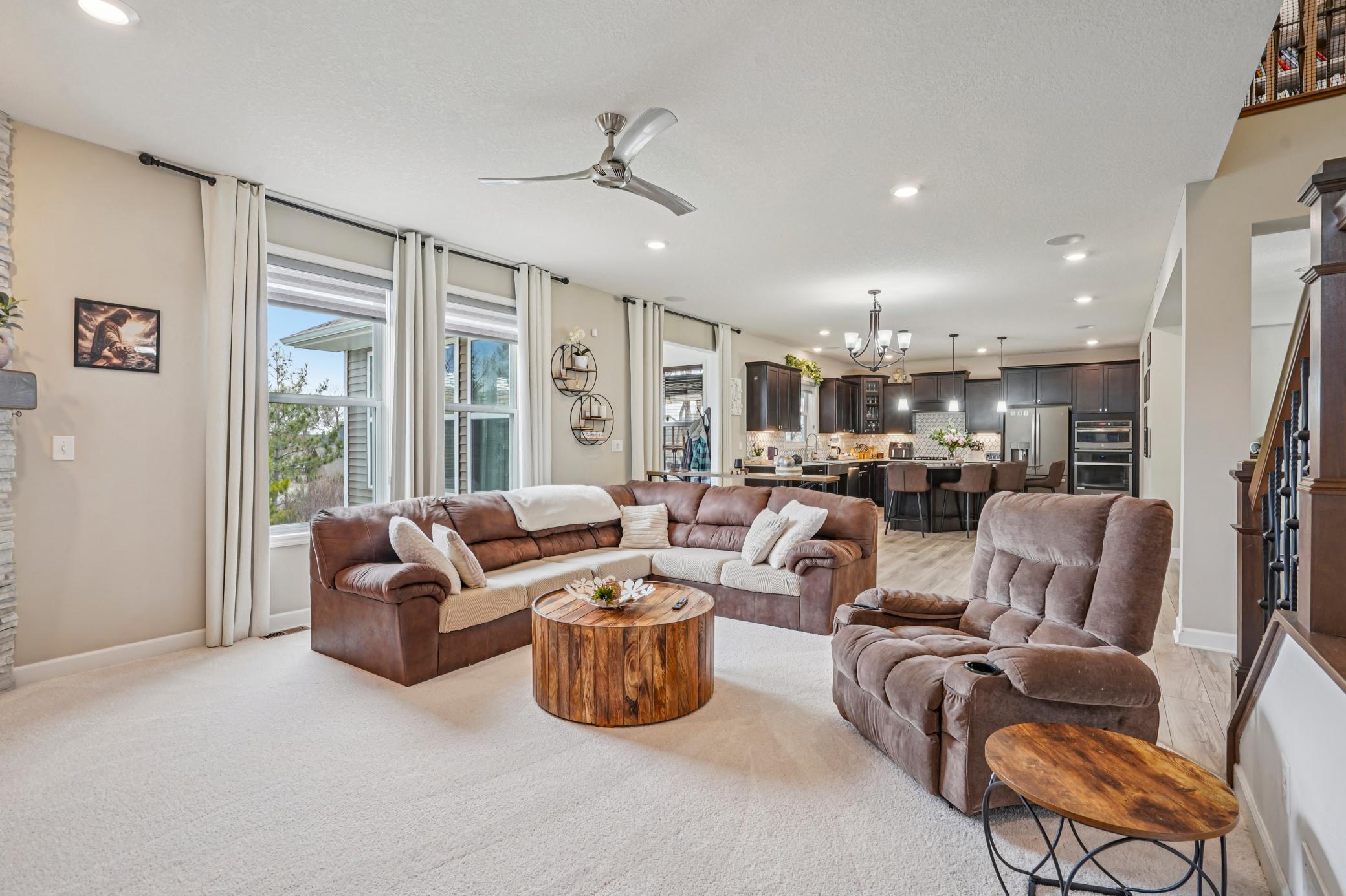 5928 Pinnacle Circle NE