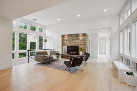 209 Westwood Drive N Golden Valley MN 55422