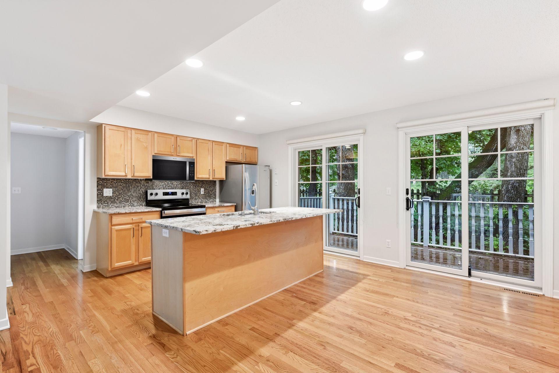 204 Central Avenue S