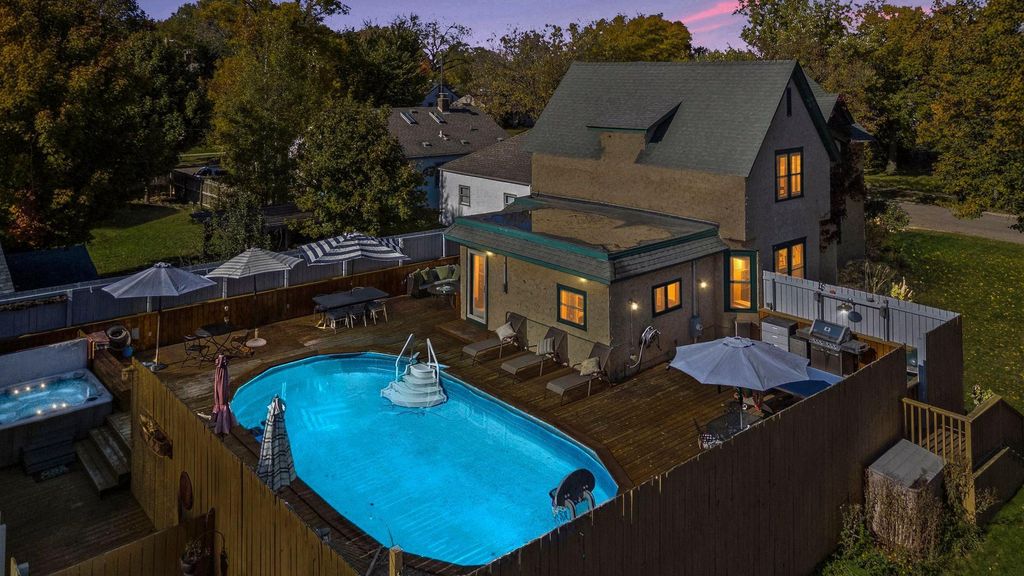 Photo of 6017 Oxford Street, Saint Louis Park, MN 55416 (MLS # 7027593)