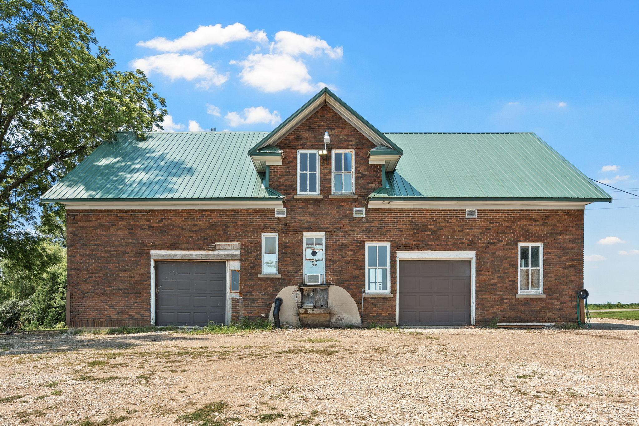 Ellendale, Minnesota 56026, United States, 3 Bedrooms Bedrooms, ,2 BathroomsBathrooms,Residential,Pending Sale,183446