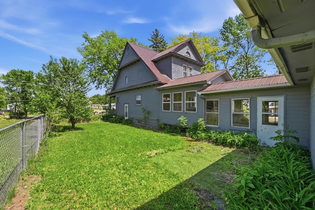 Photo of 201 5th Street N, Grove City, MN 56243 (MLS # 7083729)
