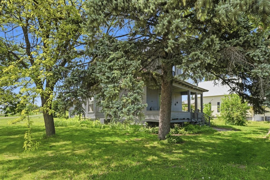 Photo of 201 5th Street N, Grove City, MN 56243 (MLS # 7083729)