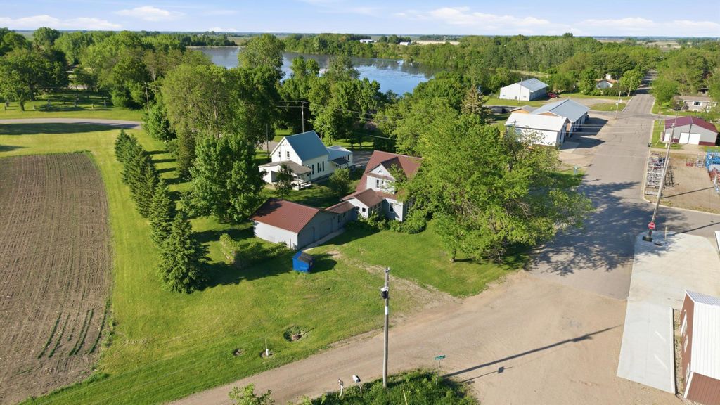 Photo of 201 5th Street N, Grove City, MN 56243 (MLS # 7083729)