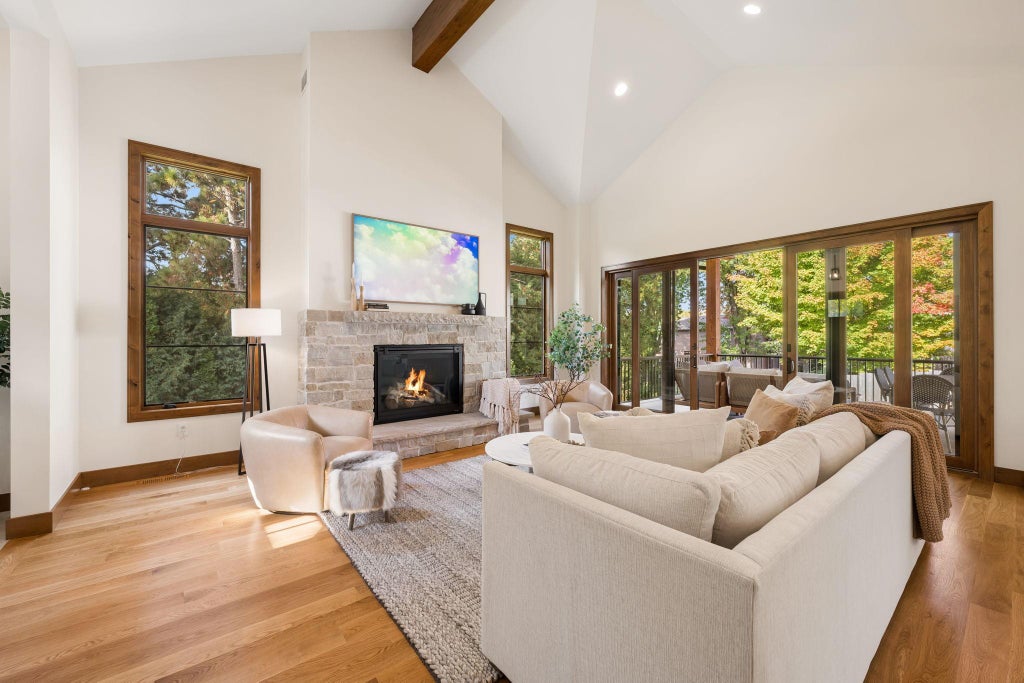Photo of 609 Callahan Place, Mendota Heights, MN 55118 (MLS # 7148034)