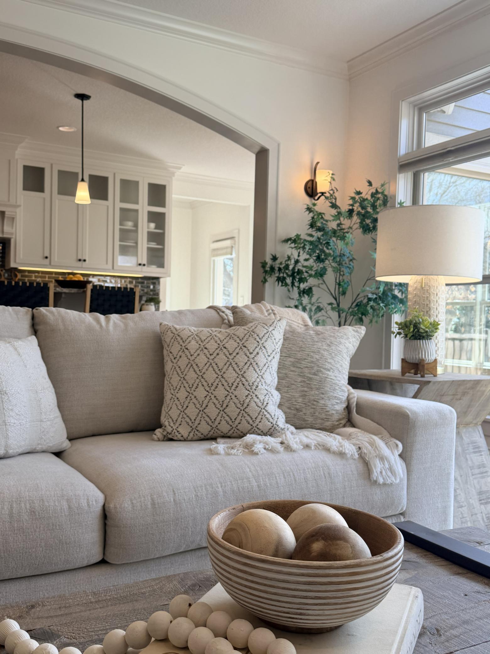 5812 Ashcroft Avenue