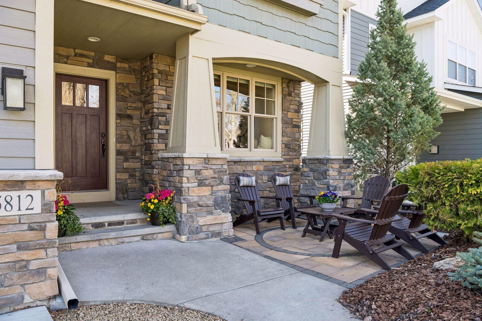 5812 Ashcroft Avenue