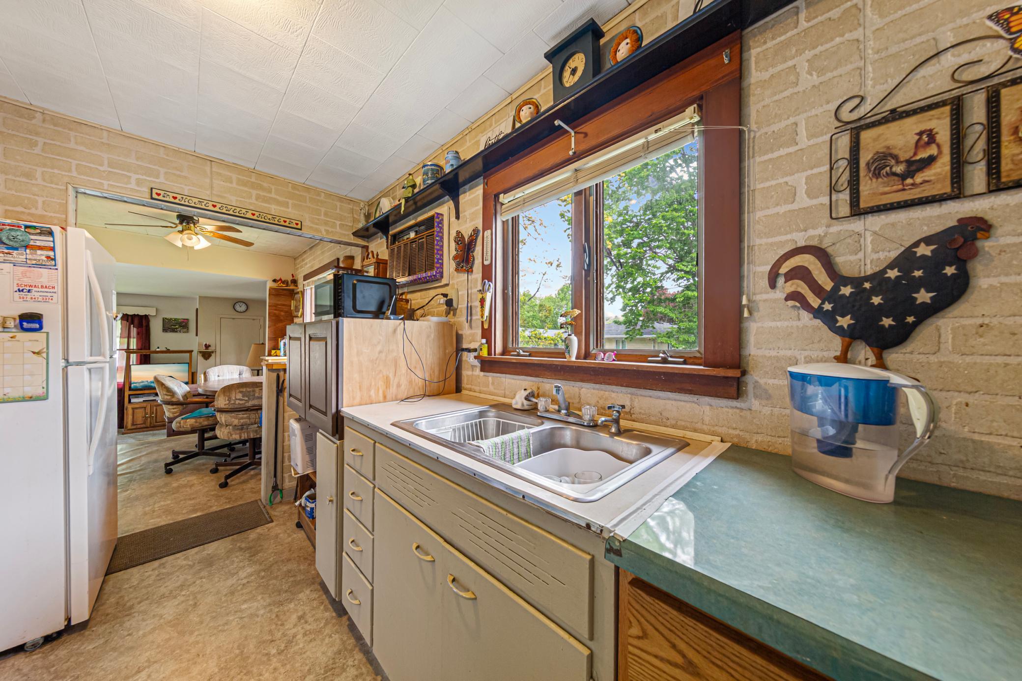 234 River Street - Photo 3