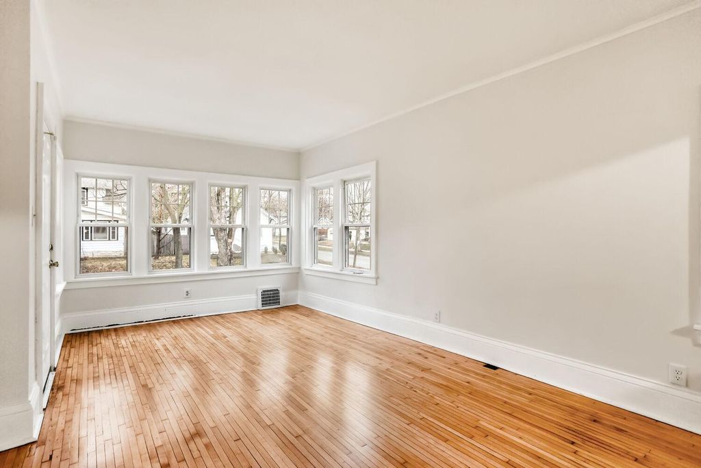 Photo of 3407 Oliver Avenue N, Minneapolis, MN 55412 (MLS # 7046307)