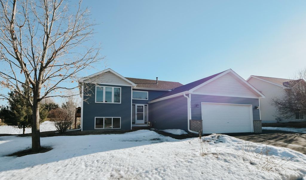Photo of 2226 Belfast Street W, Rosemount, MN 55068 (MLS # 7026034)