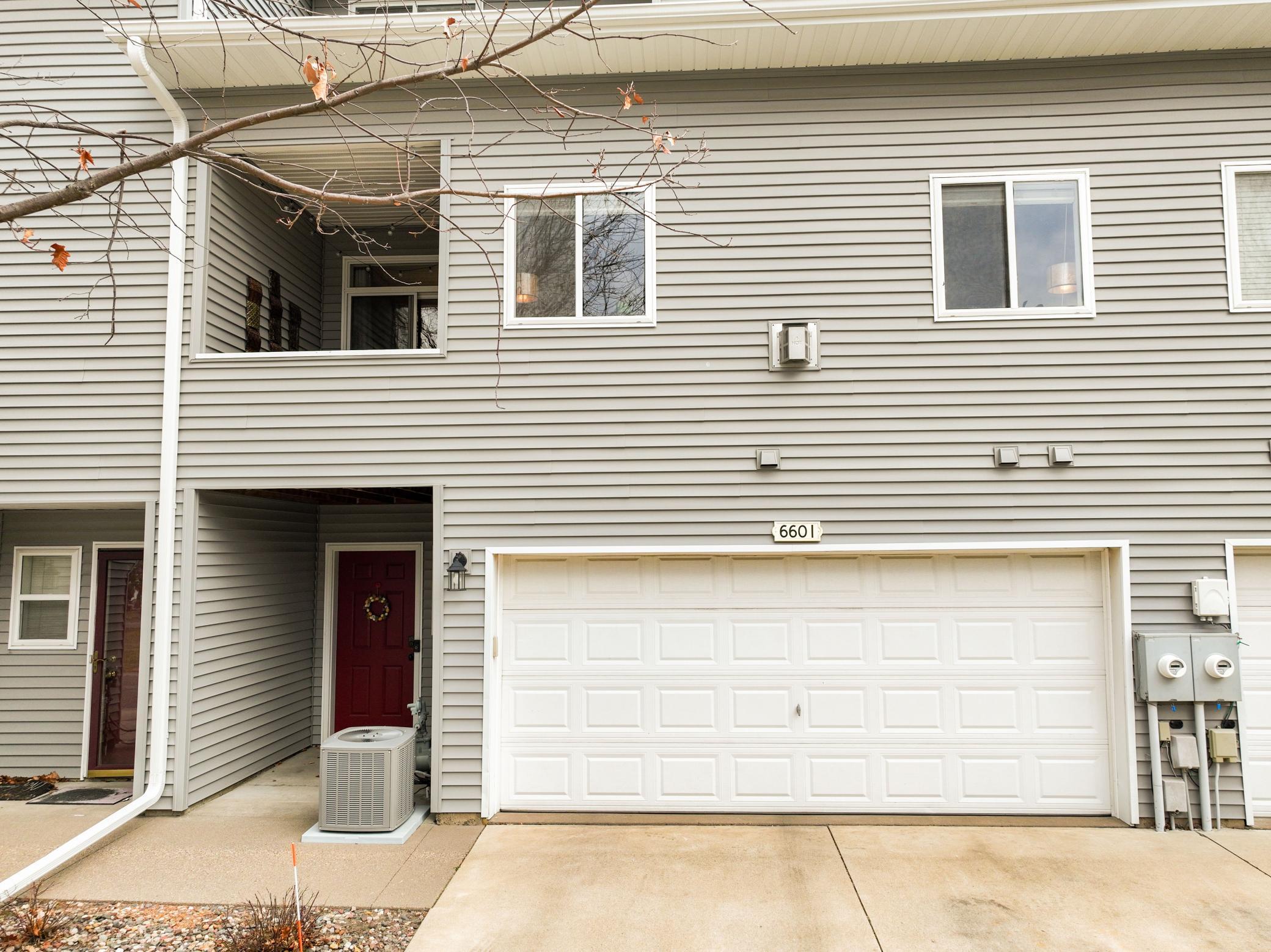 660 Kingfisher Lane I