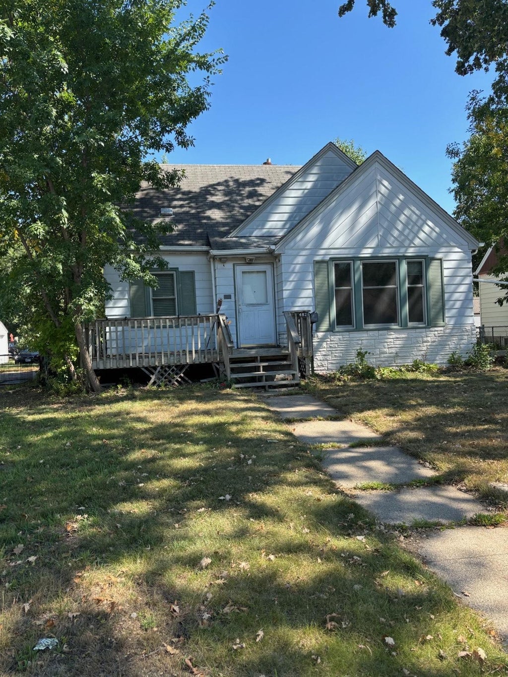 Photo of 4826 Fremont Avenue N, Minneapolis, MN 55430 (MLS # 7137772)