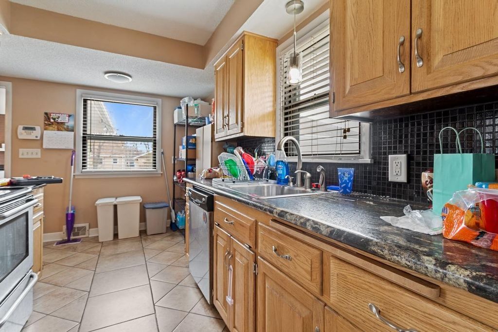 Photo of 7439 10th Avenue S, Richfield, MN 55423 (MLS # 7047716)