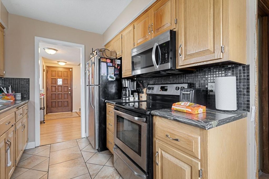 Photo of 7439 10th Avenue S, Richfield, MN 55423 (MLS # 7047716)