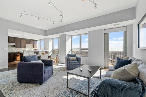 929 Portland Avenue S 2605 Minneapolis MN 55404