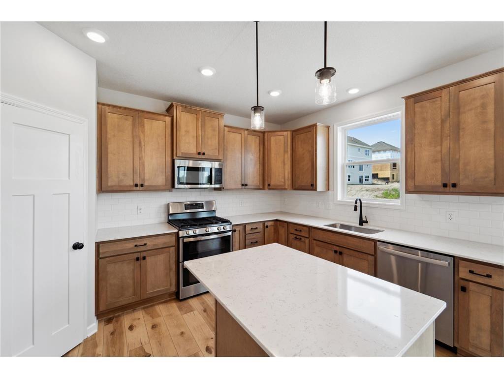 2891 Kensington Avenue NE