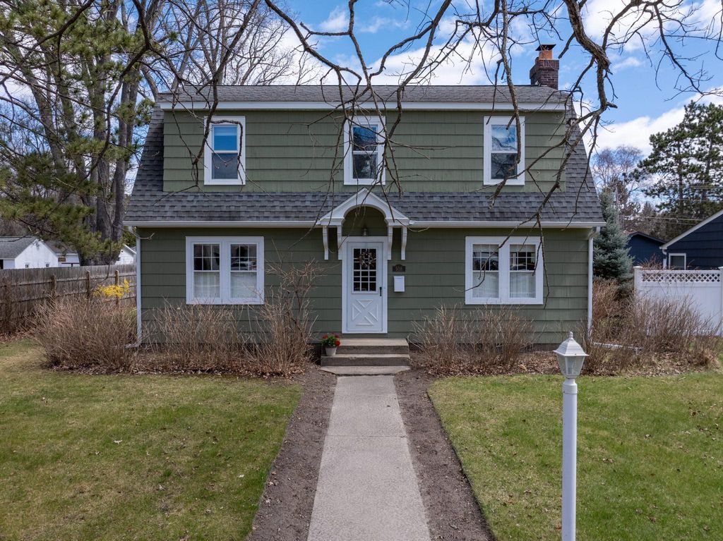 Photo of 918 NW 3rd Avenue, Grand Rapids, MN 55744 (MLS # 7059251)