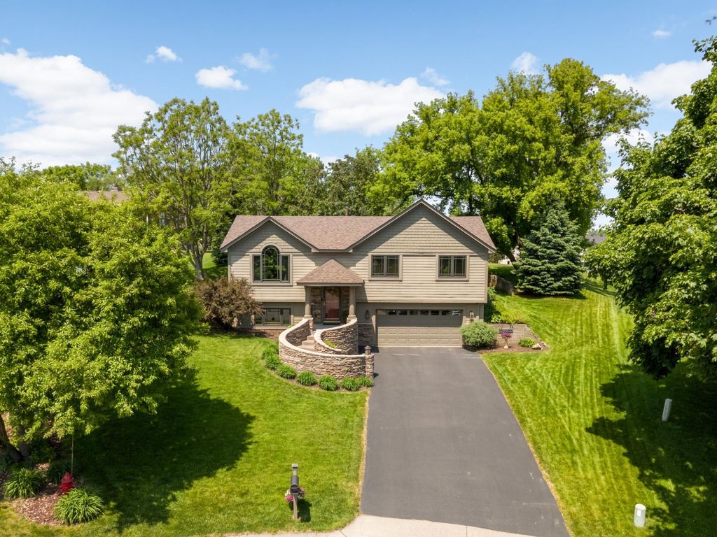 Photo of 1255 Doe Circle, White Bear Lake, MN 55110 (MLS # 7064041)