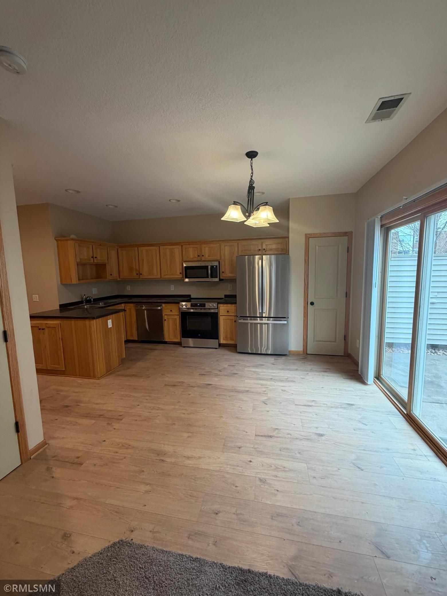 1291 County Road D Circle E