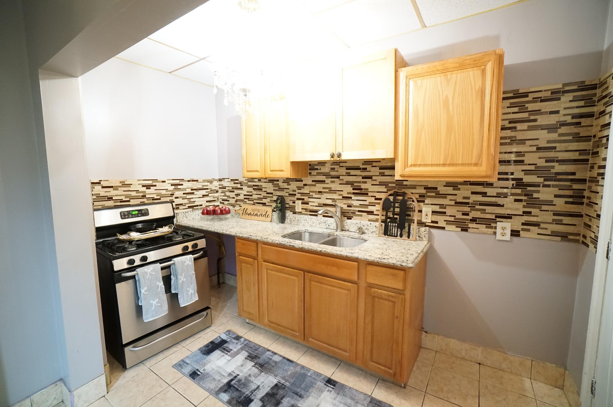 115 E 35th Street