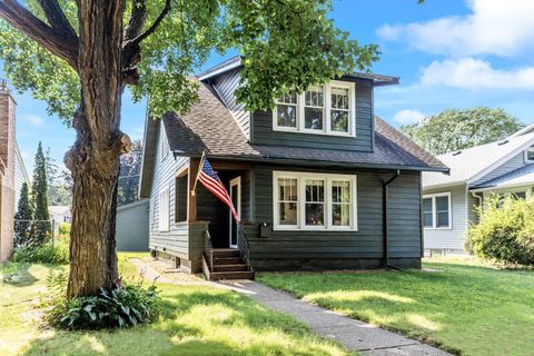563 Eustis Street Saint Paul MN 55104