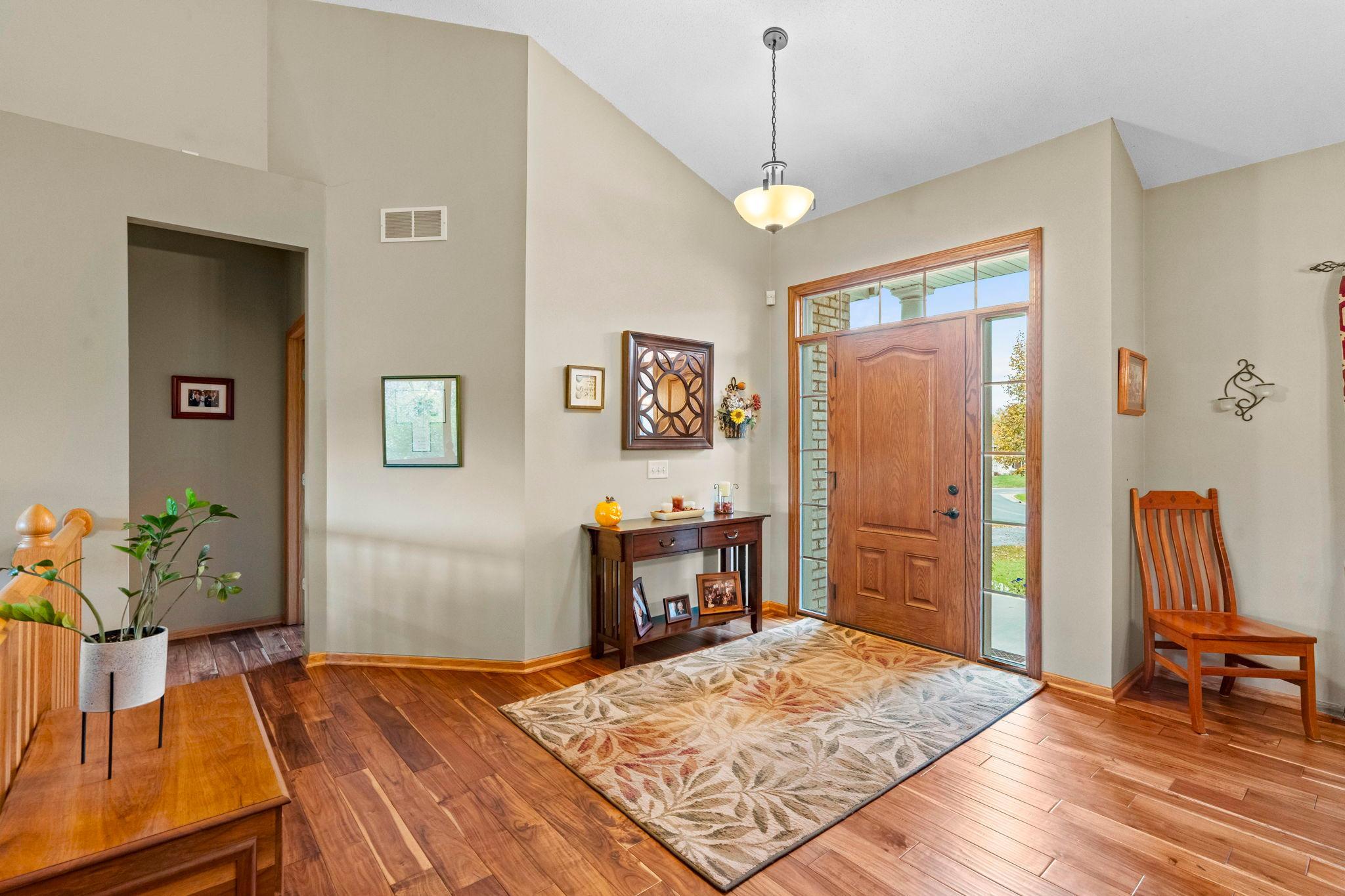 542 Majestic Oaks Court