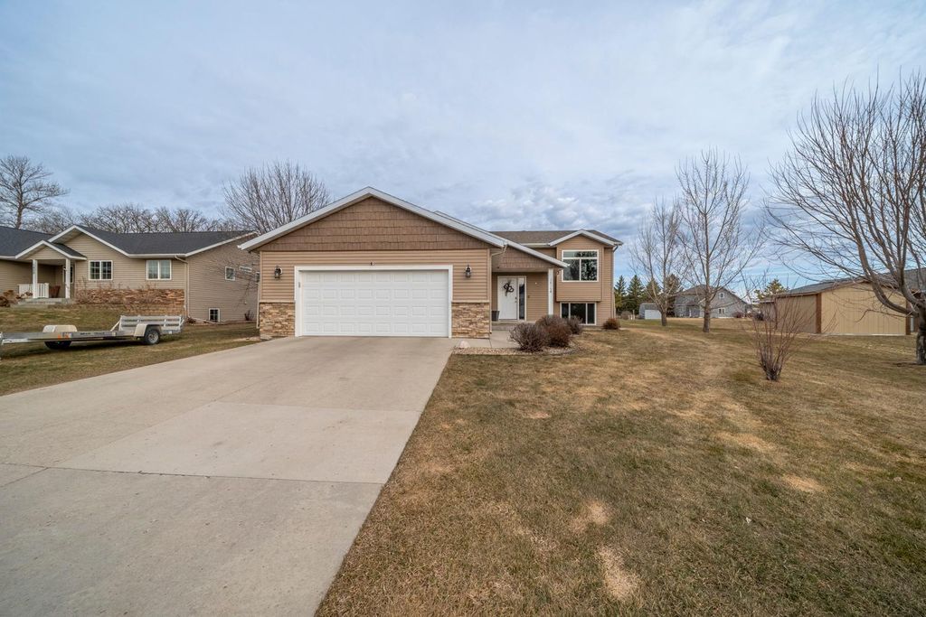 Photo of 1816 Spruce Grove Trail, Detroit Lakes, MN 56501 (MLS # 7046957)