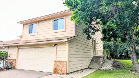 4584 Cinnamon Ridge Trail Eagan MN 55122