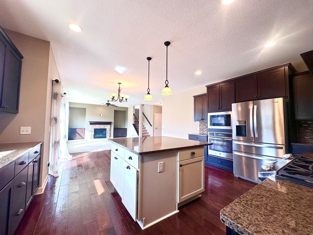 Photo of 3379 Ridgestone Way, Woodbury, MN 55129 (MLS # 7046638)