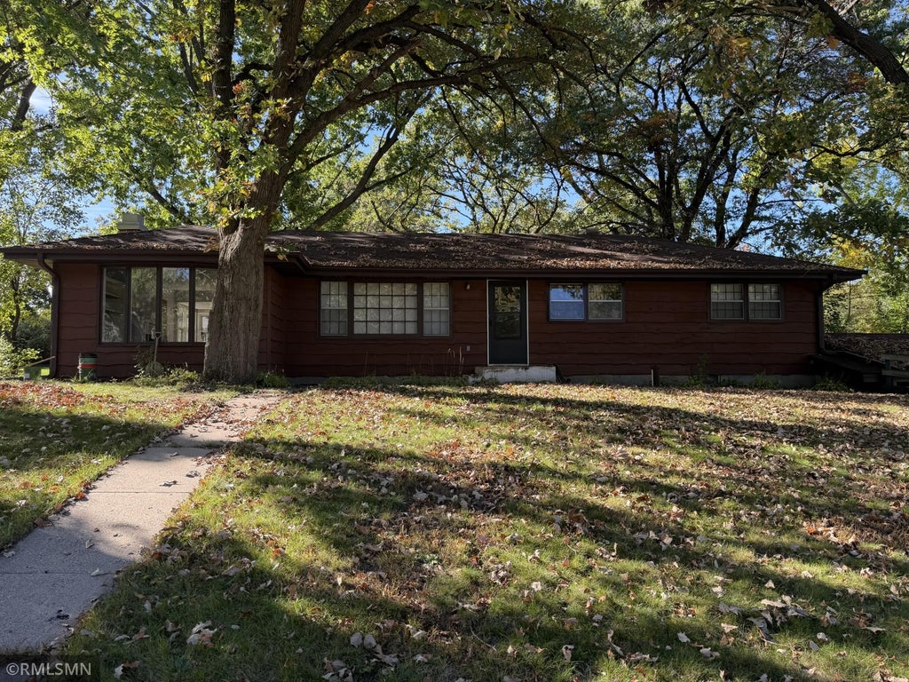 Photo of 43 Suzanne Avenue, Vadnais Heights, MN 55127 (MLS # 7153601)
