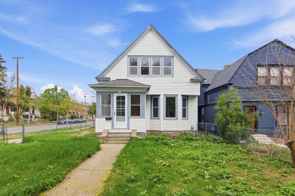 Photo of 3401 Pillsbury Avenue S, Minneapolis, MN 55408 (MLS # 7066994)