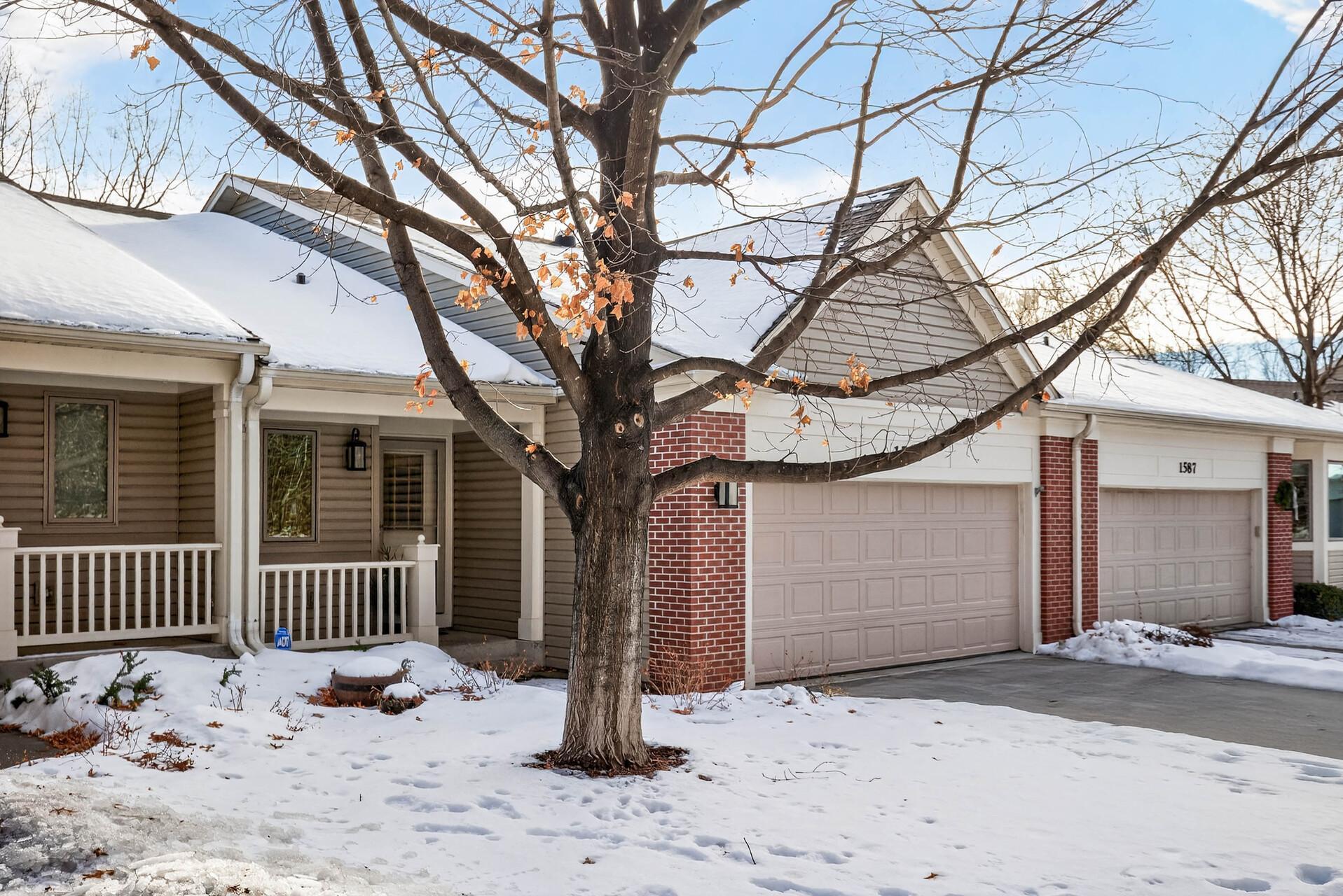 1585 Summit Shores Circle