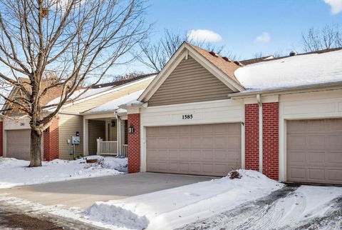 1585 Summit Shores Circle Burnsville MN 55306