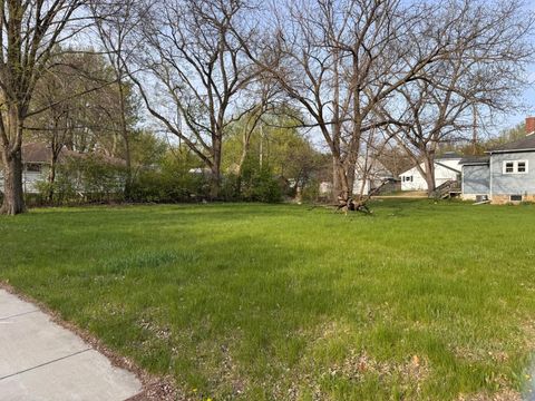 Photo of TBD Emory Street, Tracy, MN 56175 (MLS # 6717047)