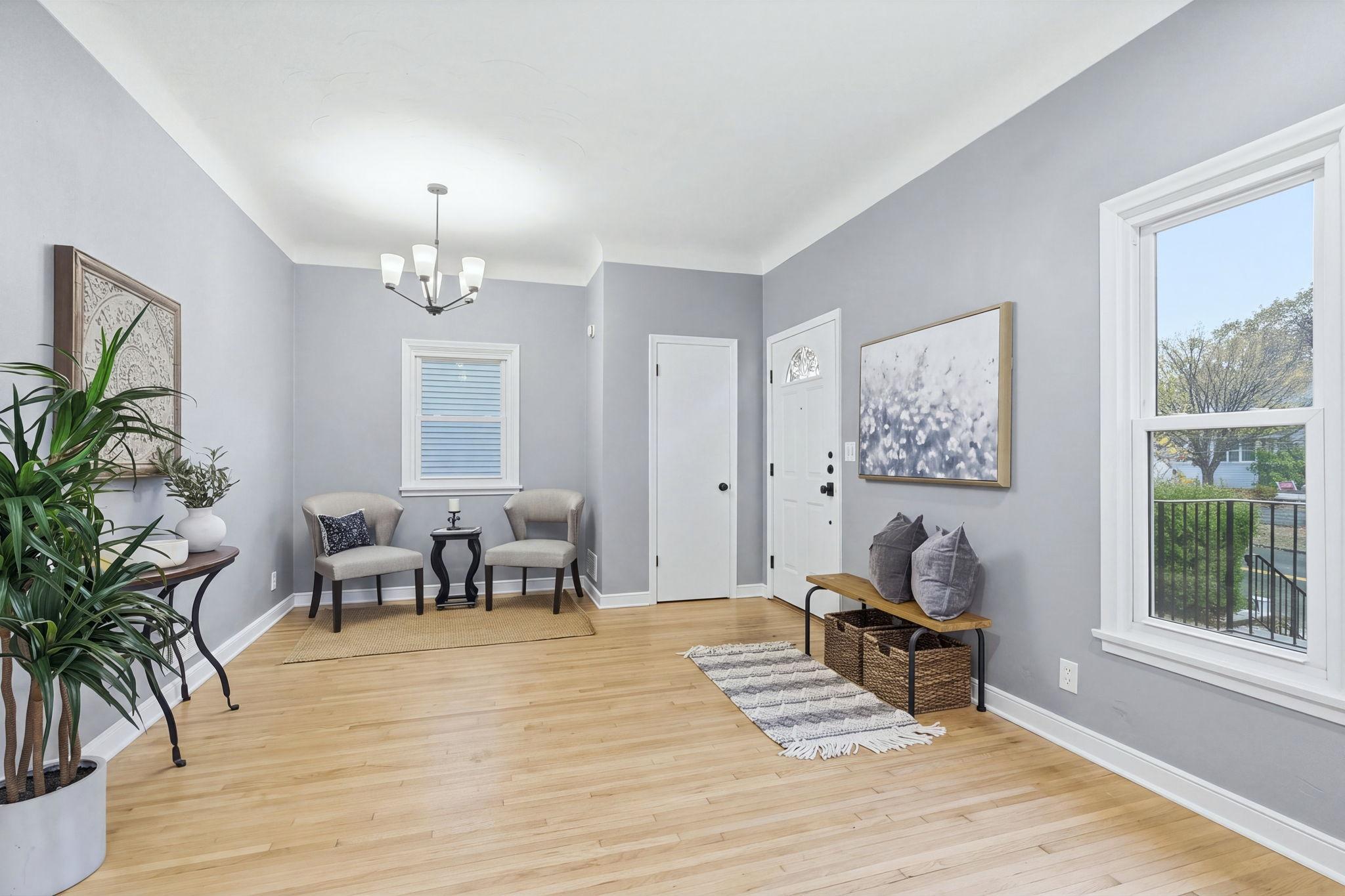 1128 Selby Avenue