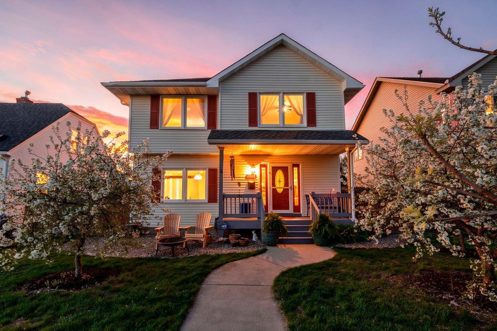 Photo of 4042 Vincent Ave N AVE, Minneapolis, MN 55401 (MLS # 7065740)