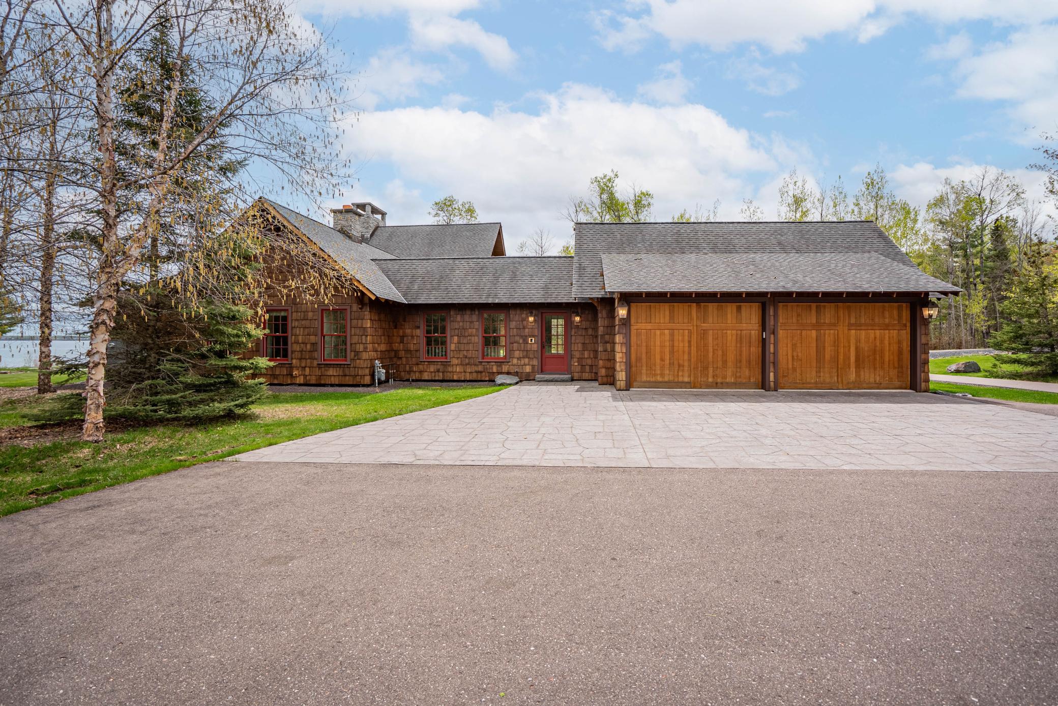 Washburn, Wisconsin, 54891, United States, 4 Bedrooms Bedrooms, ,5 BathroomsBathrooms,Residential,Active,2052040