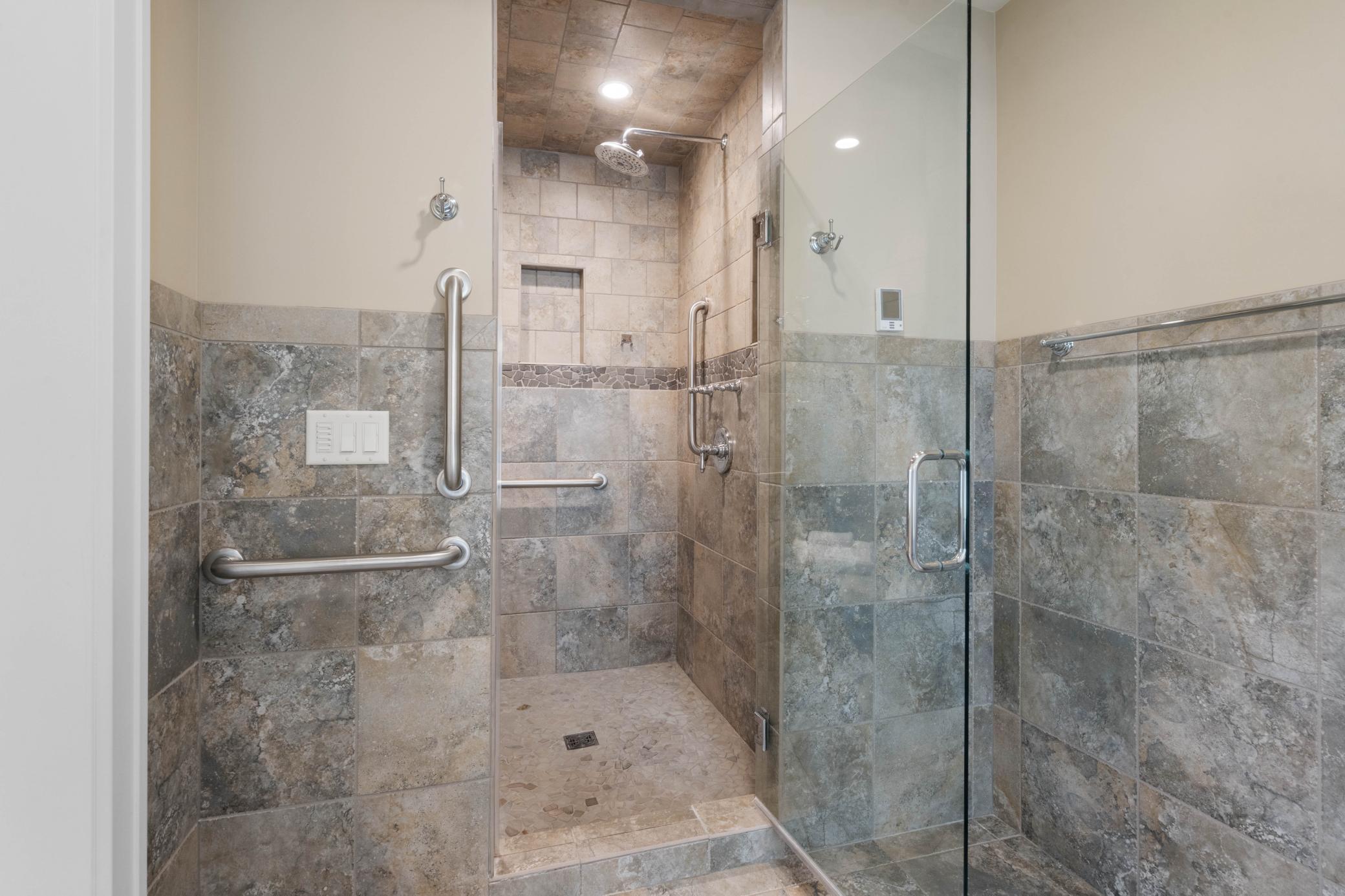 Washburn, Wisconsin, 54891, United States, 4 Bedrooms Bedrooms, ,5 BathroomsBathrooms,Residential,Active,2052040