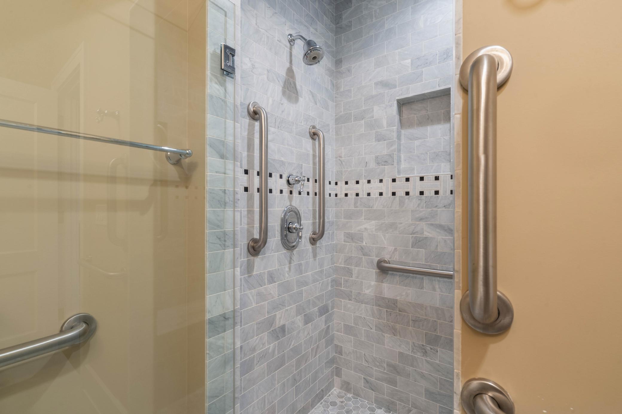 Washburn, Wisconsin, 54891, United States, 4 Bedrooms Bedrooms, ,5 BathroomsBathrooms,Residential,Active,2052040