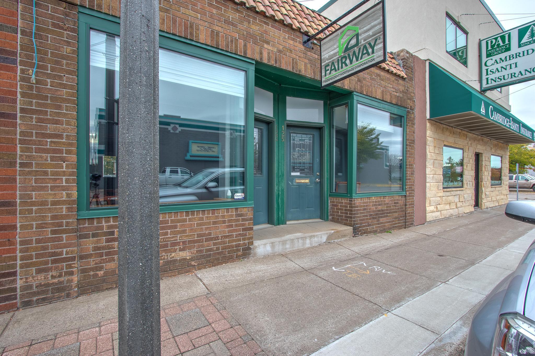 123/125 Main Street N