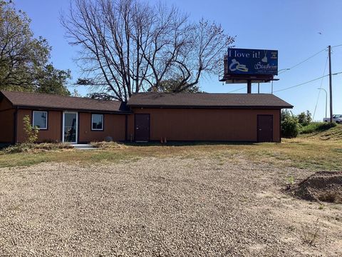 Photo of 817 Marshall Street, Albert Lea, MN 56007 (MLS # 6798616)