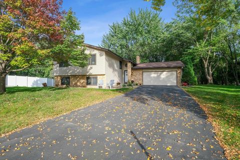 12405 Cockspur Court Eden Prairie MN 55347