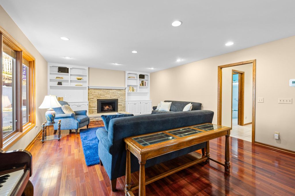 Photo of 9145 Fox Run Circle, Eden Prairie, MN 55347 (MLS # 7019102)